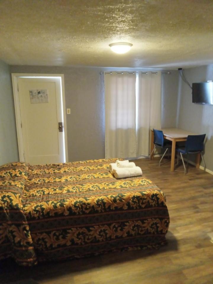 Ranch Motel Colorado Springs Exterior foto